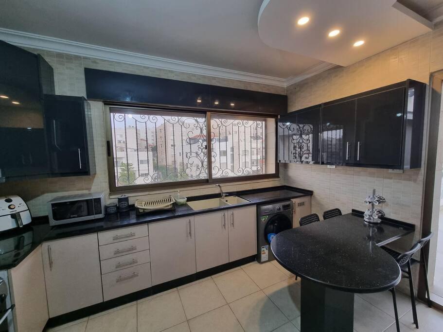 Deir Ghbar 3 Rooms Apart Amman Zewnętrze zdjęcie